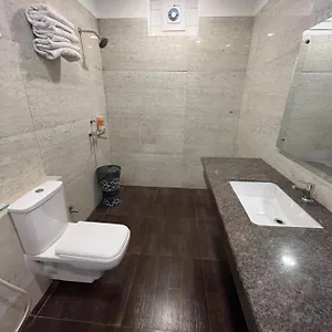 https://sahibs-red-carpet-family-corporate-hotel.agrahotelsindia.net