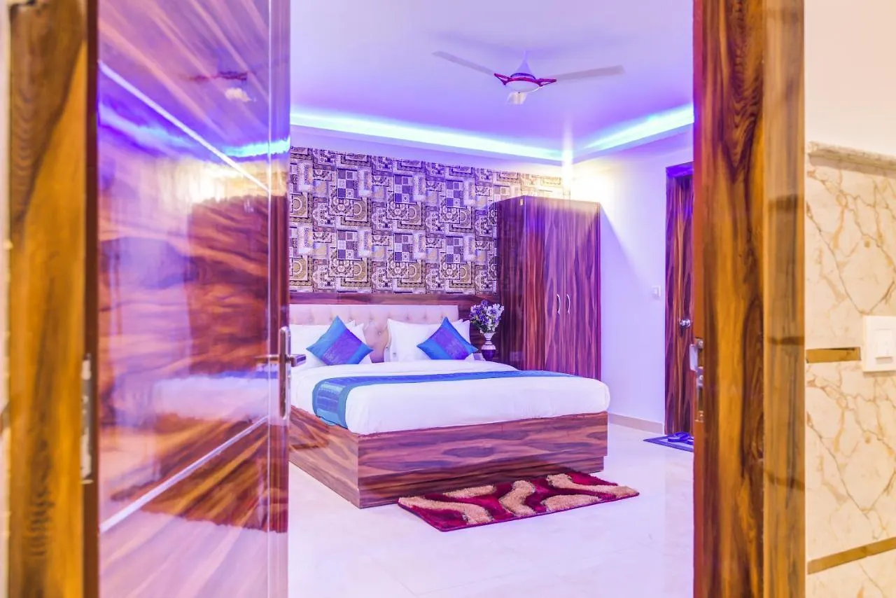 Hotel Festival Mahipalpur Delhi Airport - Near Delhi Aerocity