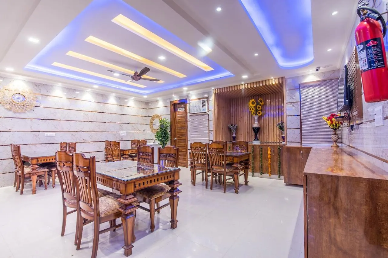 Hotel Festival Mahipalpur Delhi Airport - Near Delhi Aerocity