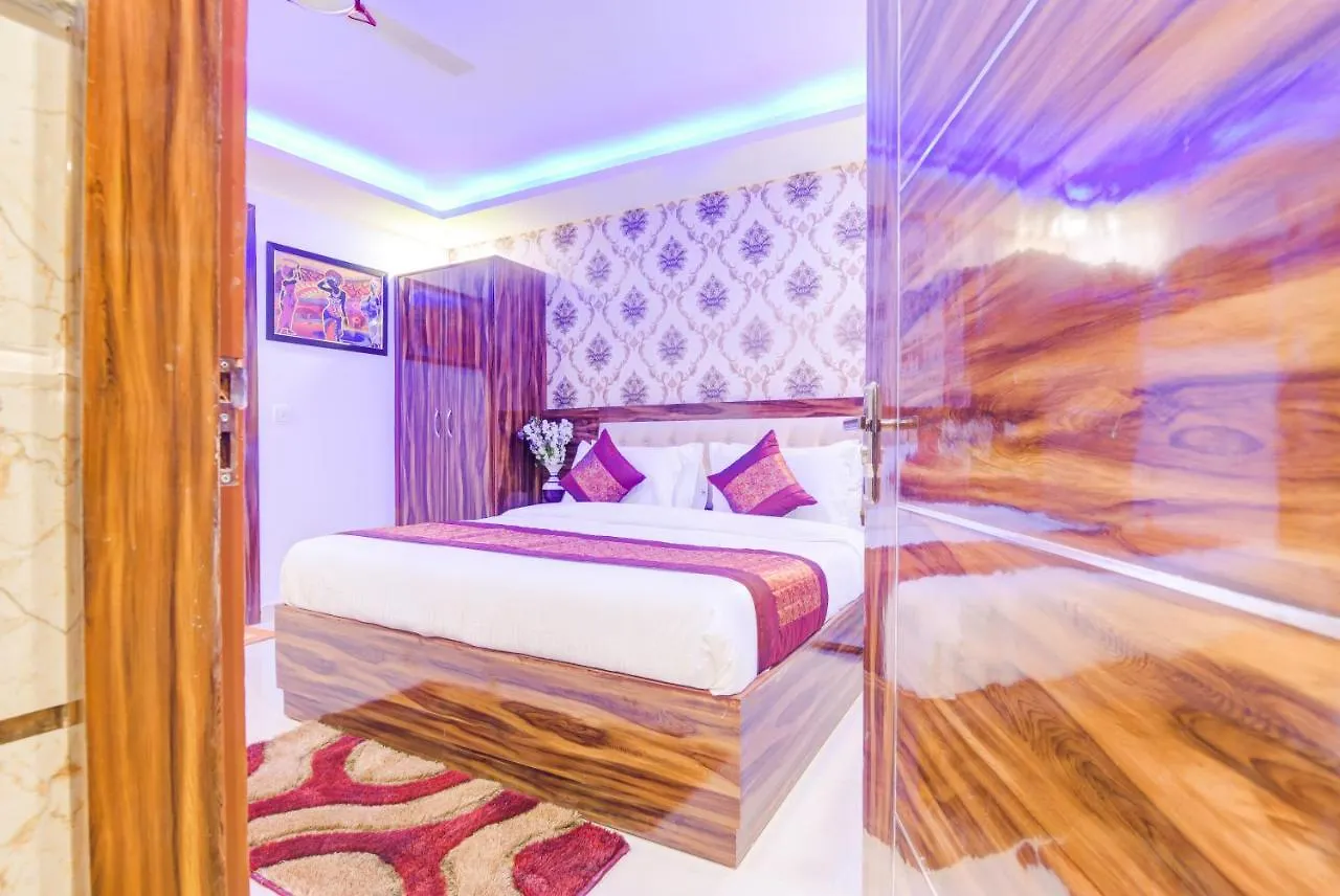Hotel Festival Mahipalpur Delhi Airport - Near Delhi Aerocity 3*, New Delhi