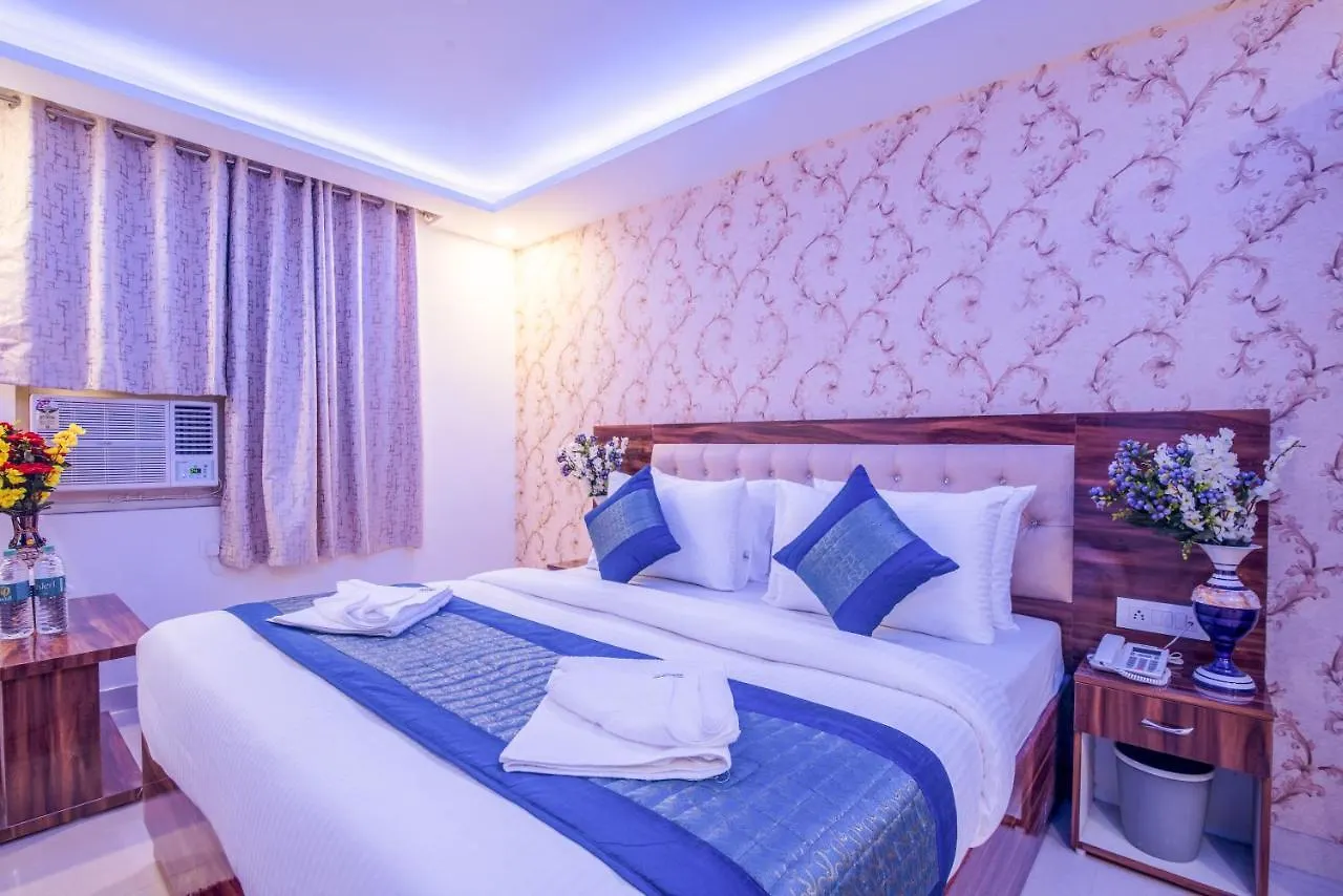 Hotel Festival Mahipalpur Delhi Airport - Near Delhi Aerocity 3*, New Delhi